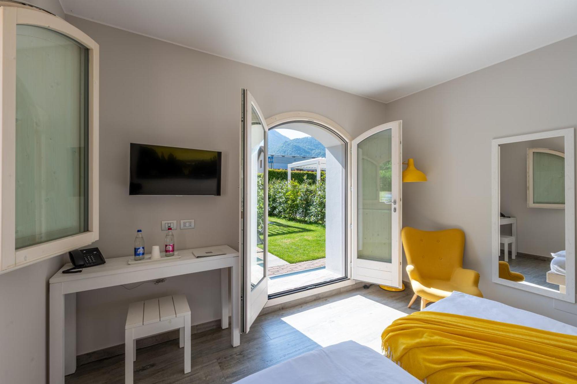 Bianco Hotel Primaluna エクステリア 写真