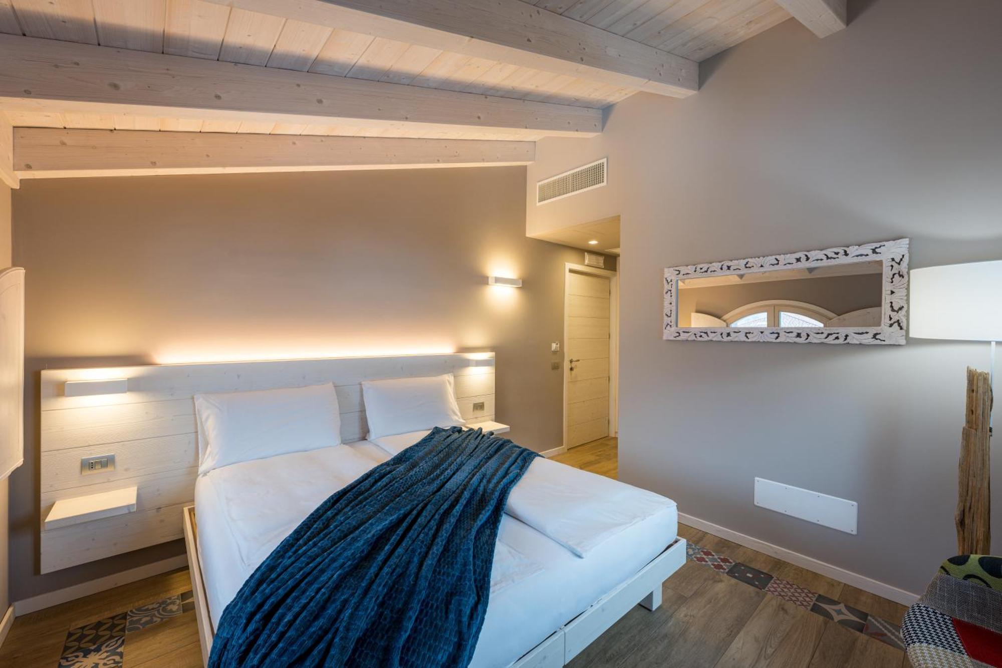 Bianco Hotel Primaluna エクステリア 写真
