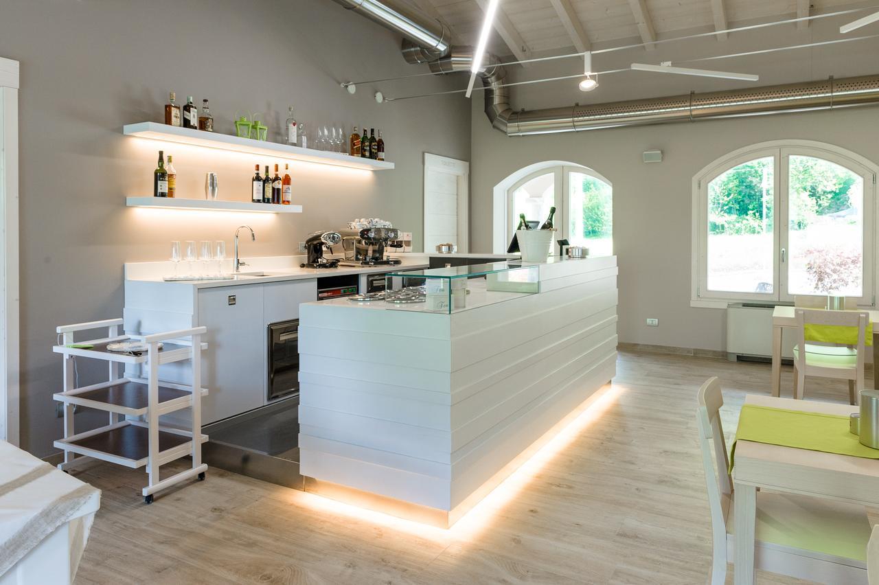 Bianco Hotel Primaluna エクステリア 写真