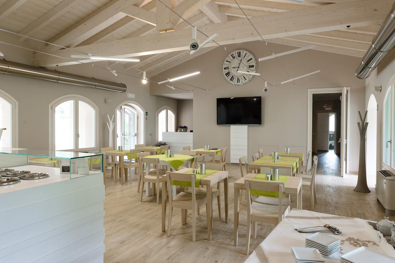Bianco Hotel Primaluna エクステリア 写真